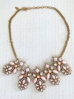 (8) Pink Rhinestone Gold Tone Necklace